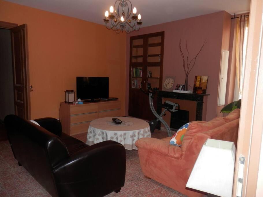 Appartement Spacieux Avec Grand Patio, 1Er Etage Sigean Exterior photo